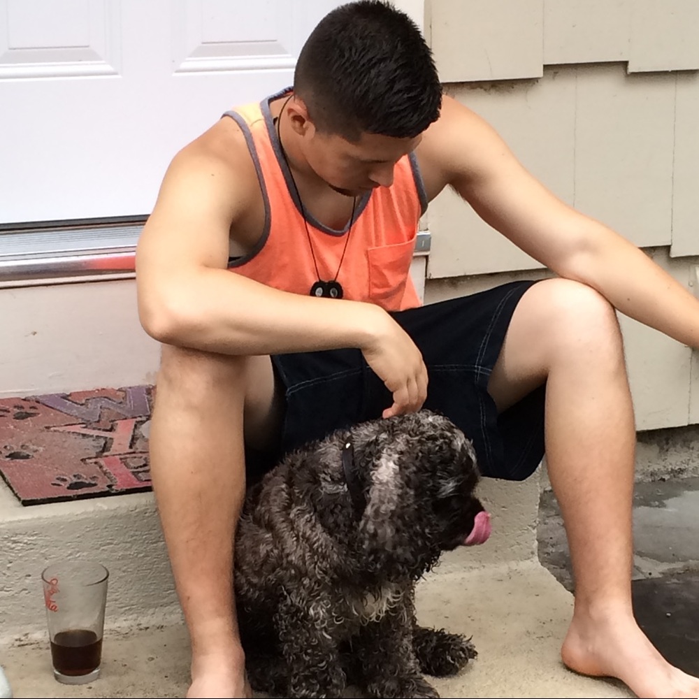 Meet your Posher, Rodrigo